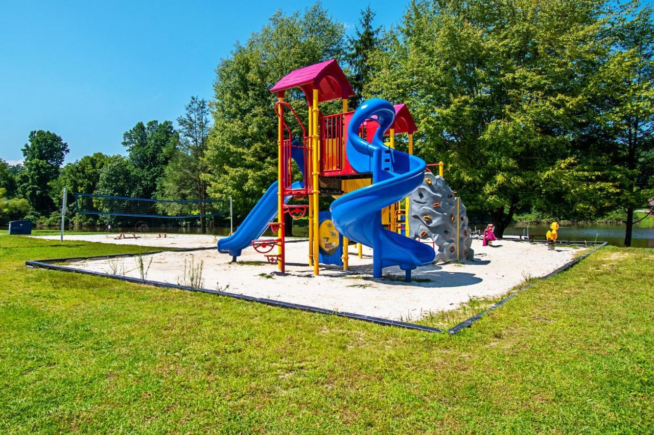 Hershey Loft Park Model 7